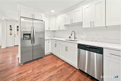 87 Kenmore Road, Bloomfield, CT 06002 - Photo 2