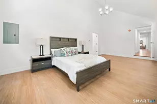 87 Kenmore Rd, Bloomfield, CT 06002 - Photo 20