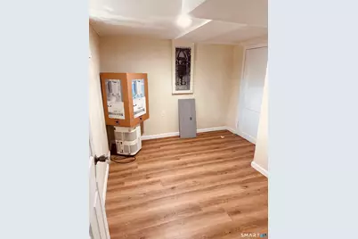 137 Eastern Street, New Haven, CT 06513 - Photo 18