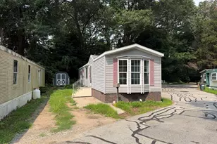 1042 Poquonnock Rd, Groton, CT 06340 - Photo 2