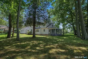 31 Pawson Rd, Branford, CT 06405 - Photo 14