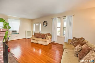 133 E Eaton St, Bridgeport, CT 06604 - Photo 12