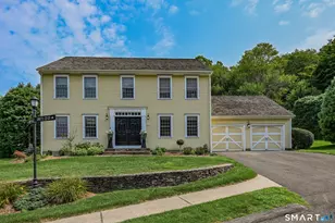 13 Hill View Ln, Woodbury, CT 06798 - Photo 1