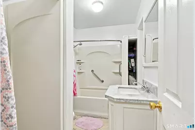 81 Wood Street, Waterbury, CT 06704 - Photo 14