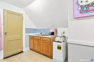 81 Wood St, Waterbury, CT 06704 - Photo 28