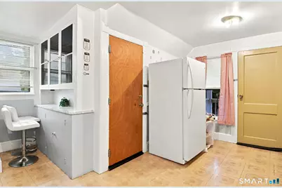 81 Wood Street, Waterbury, CT 06704 - Photo 30