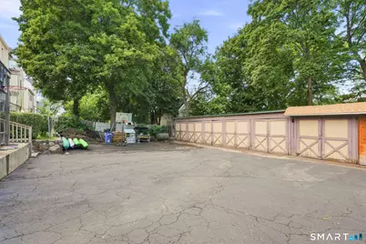 81 Wood Street, Waterbury, CT 06704 - Photo 38