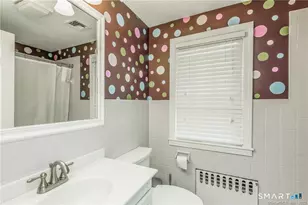 331 Auburn Rd, West Hartford, CT 06119 - Photo 28