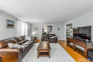 331 Auburn Rd, West Hartford, CT 06119 - Photo 12
