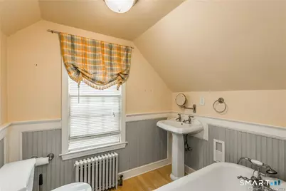 331 Auburn Road, West Hartford, CT 06119 - Photo 32