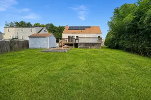28 Lewis Ln, West Hartford, CT 06110 - Photo 26