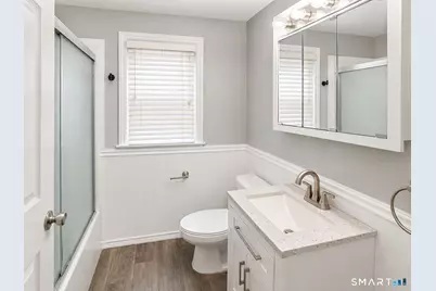 28 Lewis Lane, West Hartford, CT 06110 - Photo 8
