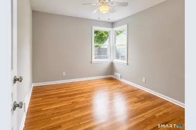 28 Lewis Lane, West Hartford, CT 06110 - Photo 10