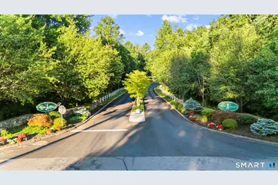 171 Country Club Drive #171, Oxford, CT 06478 - Photo 18