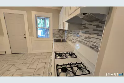 1514 Pembroke Street #1L, Bridgeport, CT 06608 - Photo 28