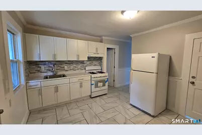 1514 Pembroke Street #1L, Bridgeport, CT 06608 - Photo 22