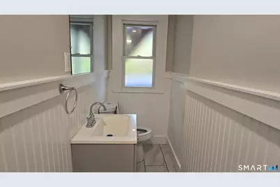 1514 Pembroke Street #1L, Bridgeport, CT 06608 - Photo 24