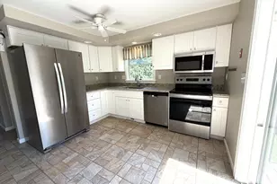 129 E Main St, Branford, CT 06405 - Photo 6