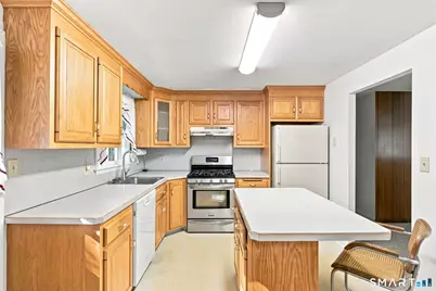 21 Knollwood Road, Southington, CT 06489 - Photo 10