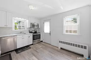 88 Delmont St, Manchester, CT 06042 - Photo 8