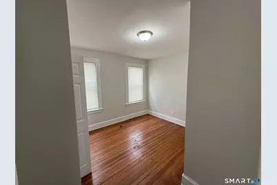 111 Smith Street #1st, Bridgeport, CT 06607 - Photo 4