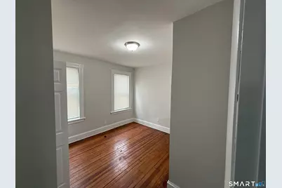111 Smith Street #1st, Bridgeport, CT 06607 - Photo 10