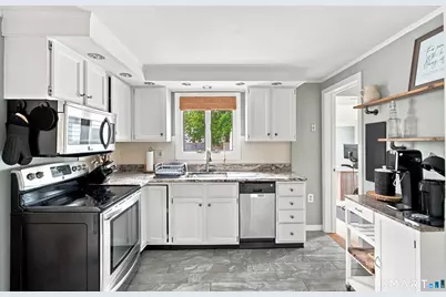 47 Buckland Road, Wethersfield, CT 06109 - Photo 14