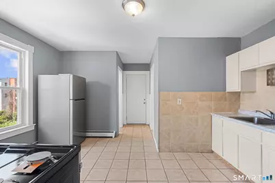 66 Standish Street #2W, Hartford, CT 06114 - Photo 4