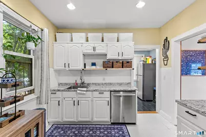 186 Francis Street, New Britain, CT 06053 - Photo 10