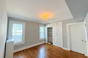 523 W Taft Ave, Bridgeport, CT 06604 - Photo 1