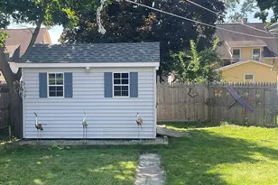 73 James St, Torrington, CT 06790 - Photo 4