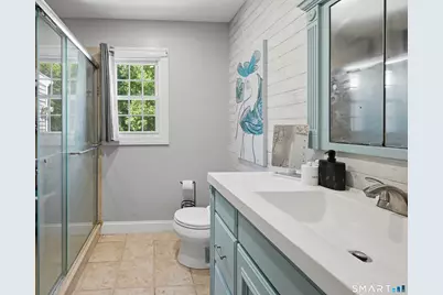 84 Possum Drive, New Fairfield, CT 06812 - Photo 24