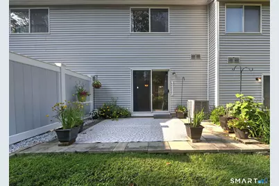 60 Coleman Street #B12, East Haven, CT 06512 - Photo 6