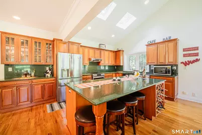 65 West Dayton Hill Road, Wallingford, CT 06492 - Photo 4