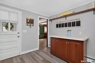76 Chamberlain Rd, Wethersfield, CT 06109 - Photo 10