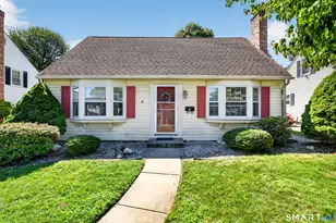 76 Chamberlain Rd, Wethersfield, CT 06109 - Photo 2