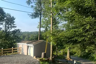 22 Hemlock Trail, Newtown, CT 06482 - Photo 12