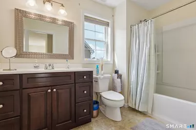 34 Lexington Gardens #34, North Haven, CT 06473 - Photo 20