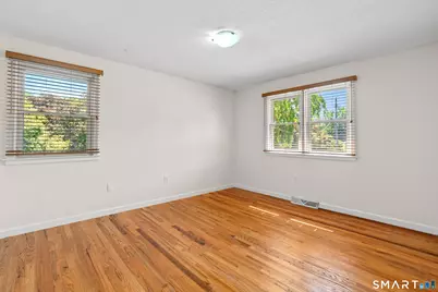 10 Eastwood Road, West Hartford, CT 06117 - Photo 28