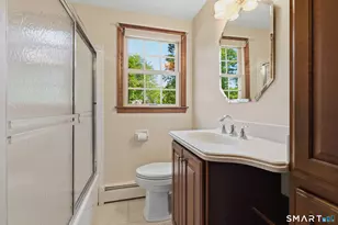 17 Bobolink Ln, Enfield, CT 06082 - Photo 24