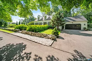 200 SW Rd, Waterbury, CT 06708 - Photo 2