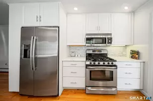 200 SW Rd, Waterbury, CT 06708 - Photo 12