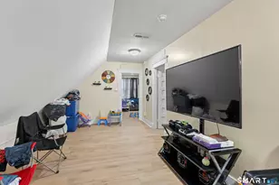 208 Clinton Ave, New Haven, CT 06513 - Photo 30