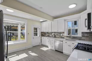 25 Hickok Ave, Bethel, CT 06801 - Photo 10