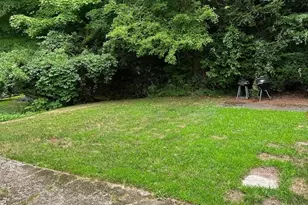 178 Peach Orchard Rd, Waterbury, CT 06706 - Photo 12