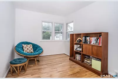 74 Lyman Road, West Hartford, CT 06117 - Photo 20