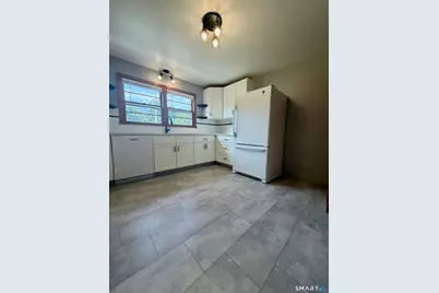 110 Collett Street, North Haven, CT 06473 - Photo 4