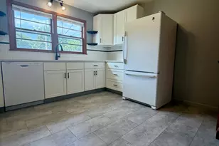 110 Collett St, North Haven, CT 06473 - Photo 4
