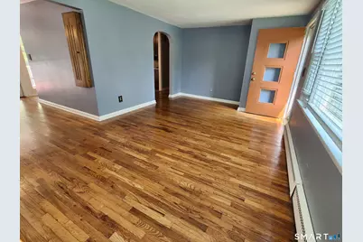 42 Coventry Street, Manchester, CT 06042 - Photo 6