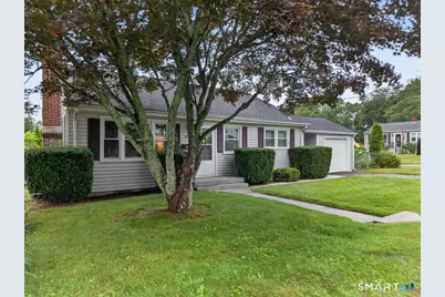 37 Vivian Street, Waterford, CT 06385 - Photo 2